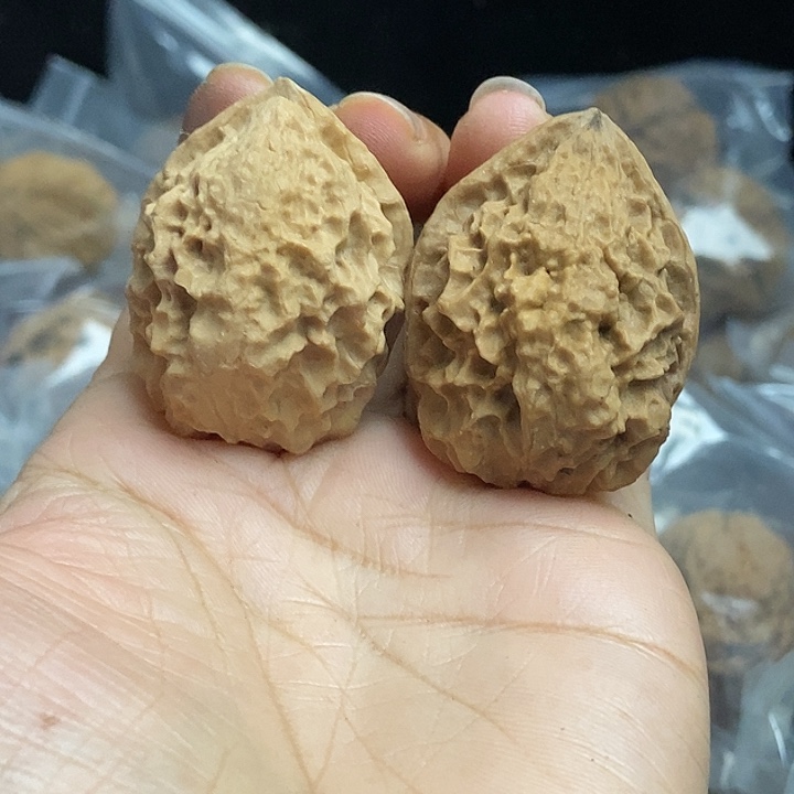 把件文玩核桃云南铁核桃基地48