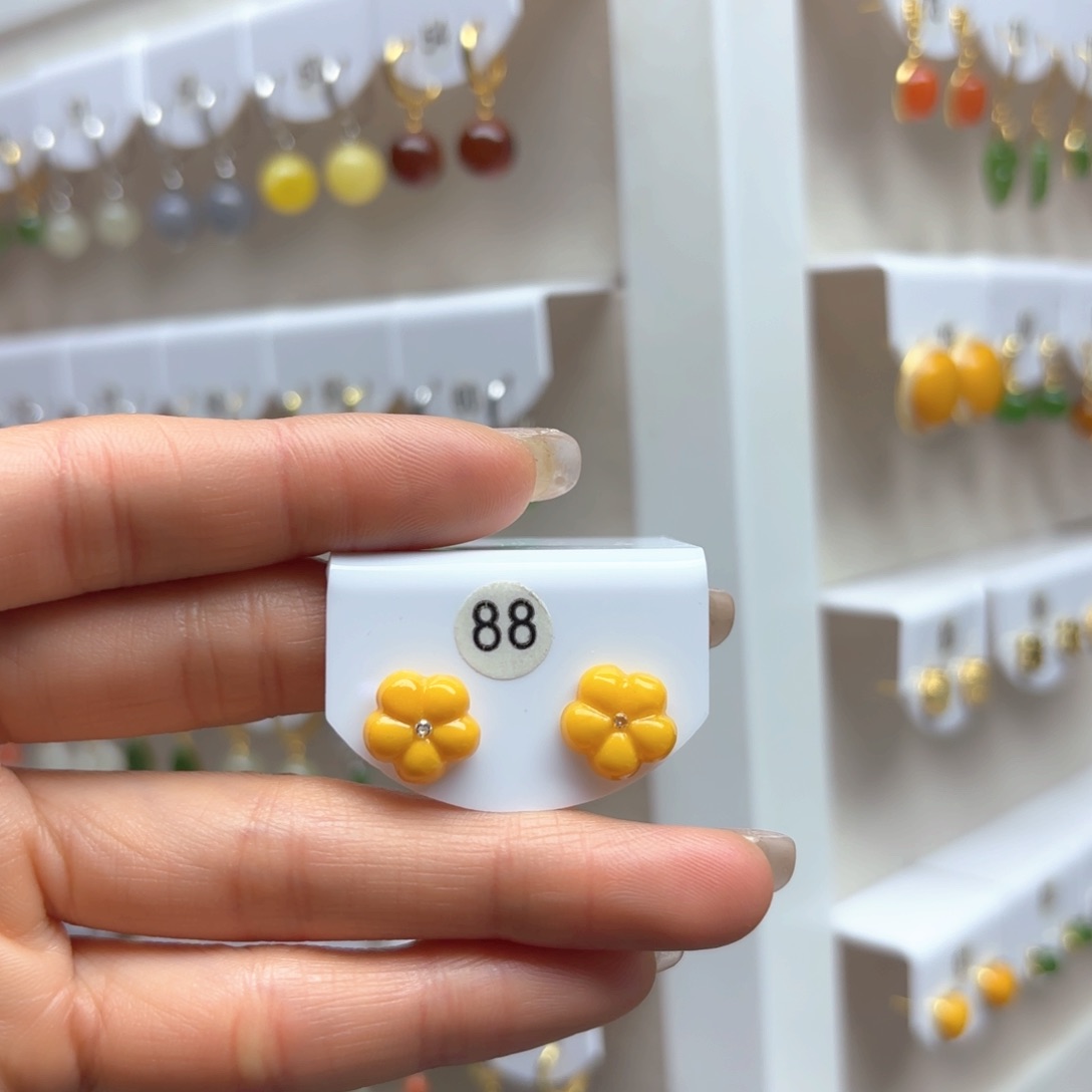 银S925镶嵌蜜蜡耳饰蜜蜡