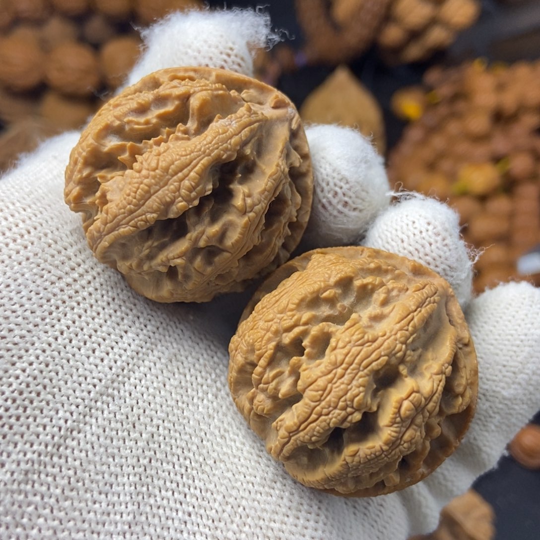 桃核把件秦岭核桃35