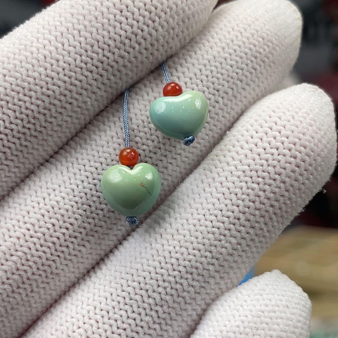 绿松石未镶嵌挂件