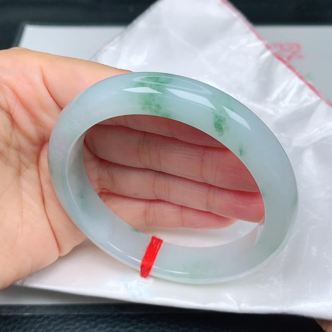 未镶嵌手镯翡翠冰胶飘花18