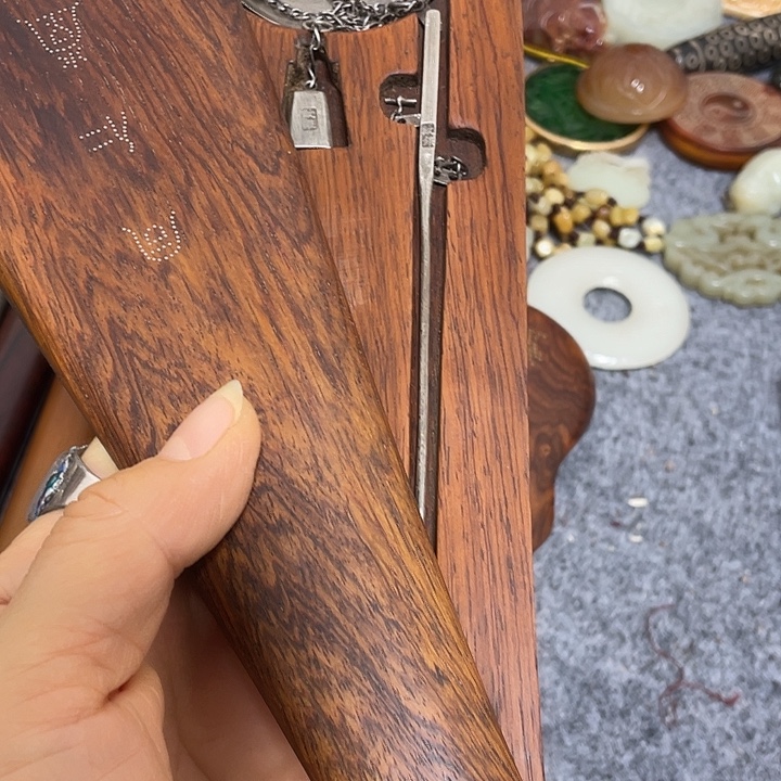 热****琉璃手工艺品8888888888888