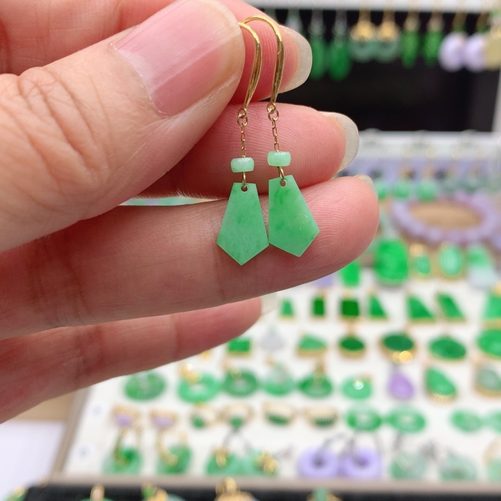 翡翠18K金镶嵌耳饰