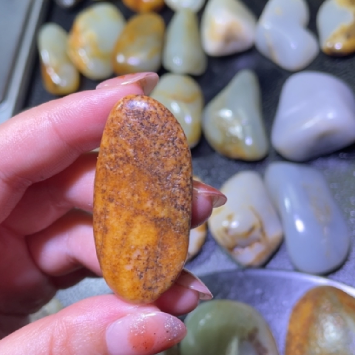 【闪购商品】颈饰未镶嵌和田玉名*