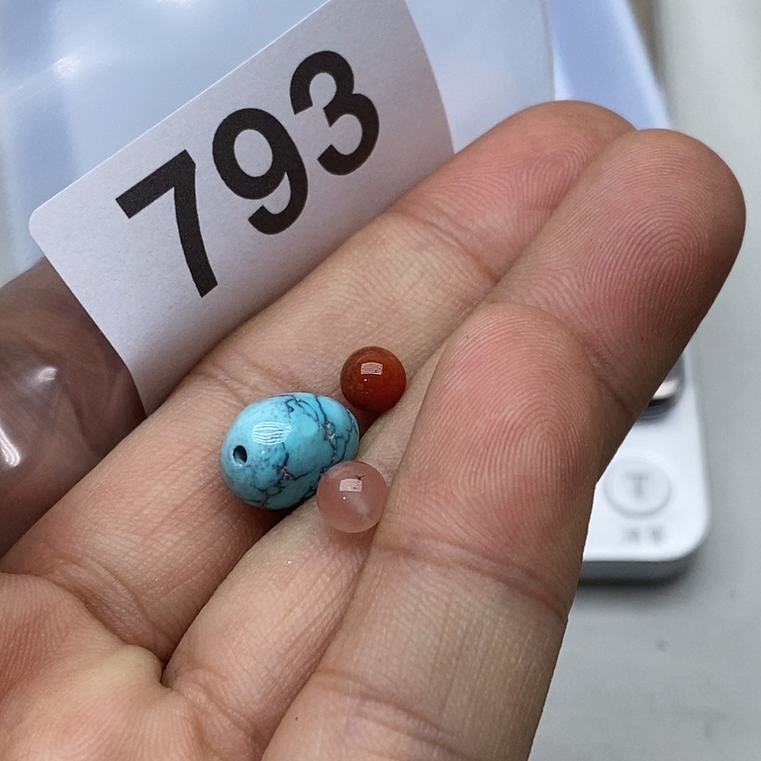 菩***子玛瑙/玉髓未镶嵌珠宝奇石