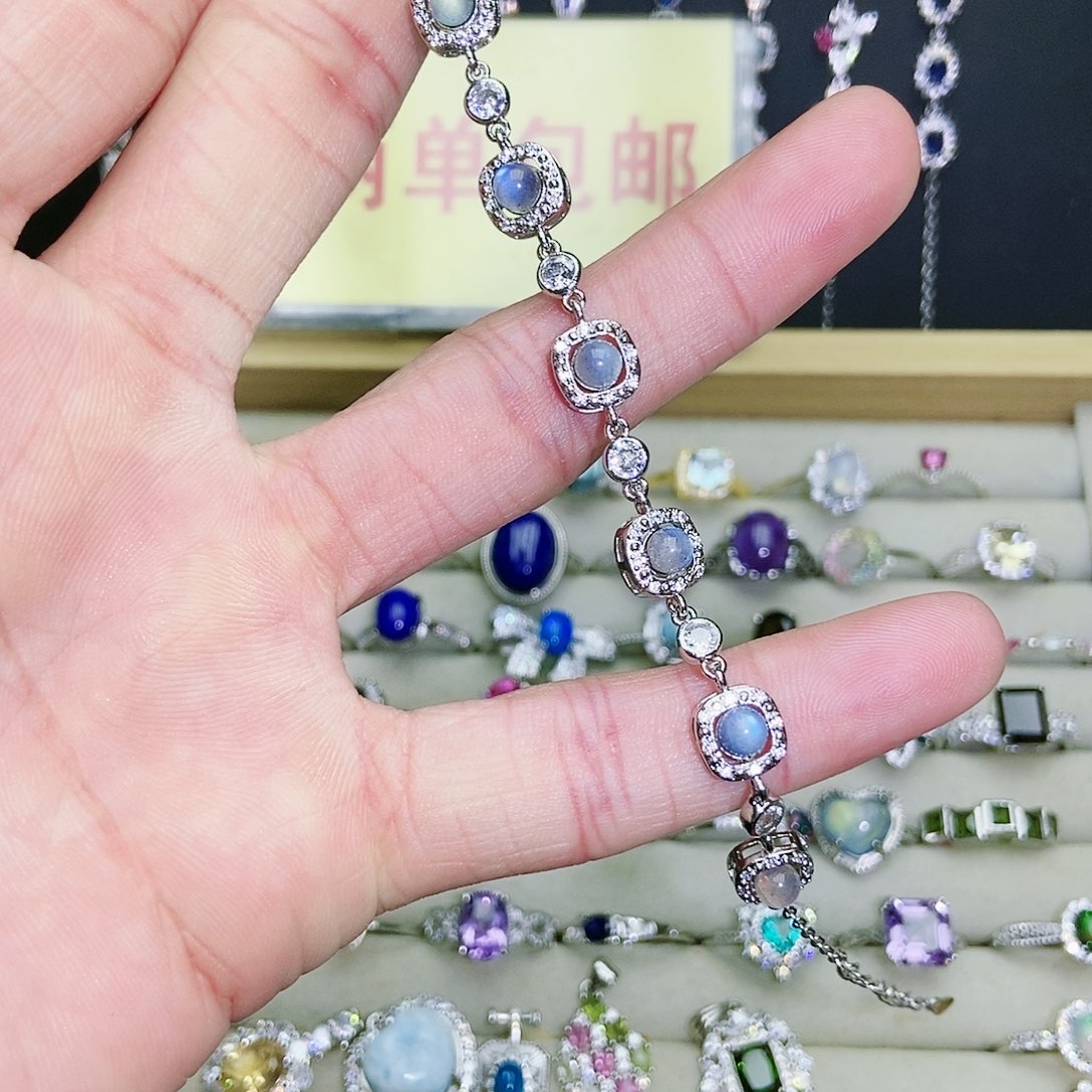 【闪购商品】未镶嵌手链月光石