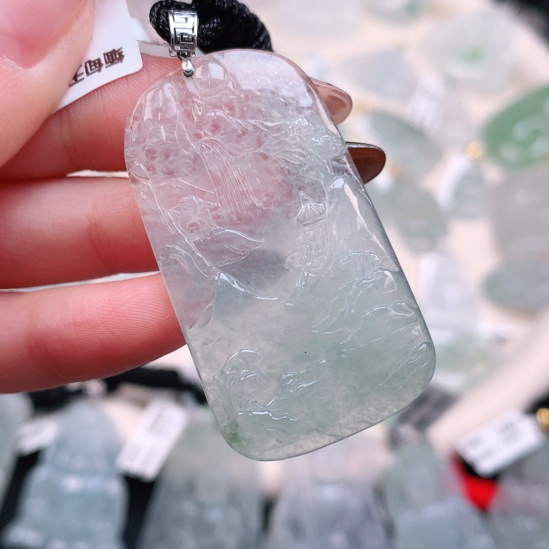 翡翠颈饰18K金镶嵌山水牌51.2、45.5、25.7、4