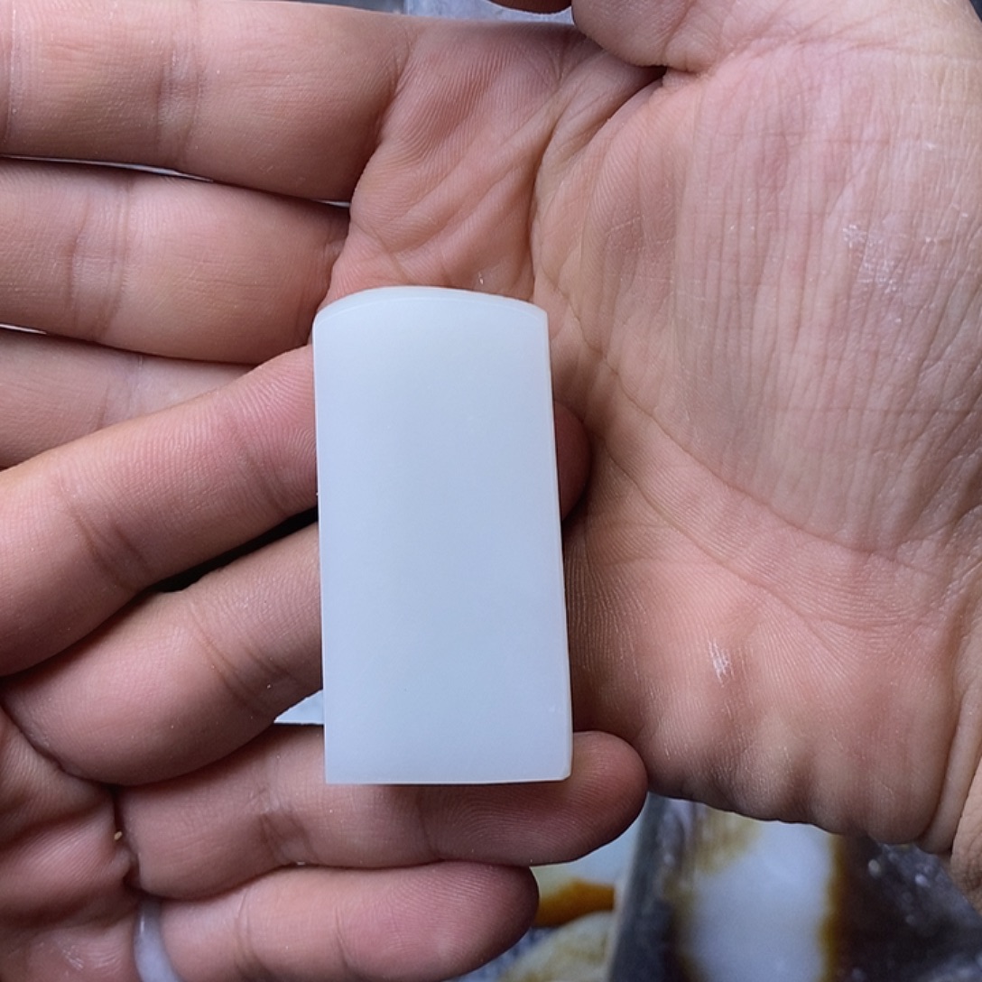 逛***天定制和田玉未镶嵌牌