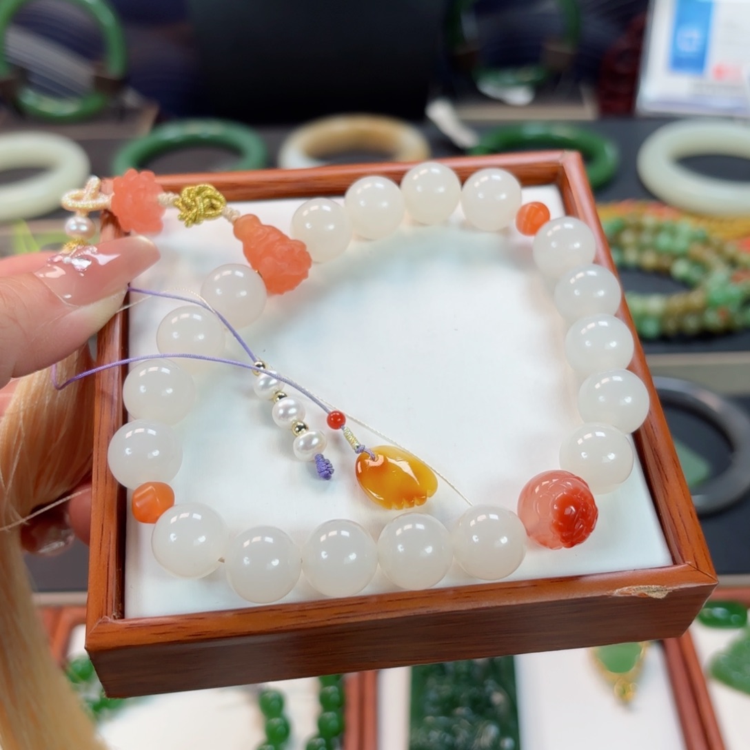 和田玉手链未镶嵌