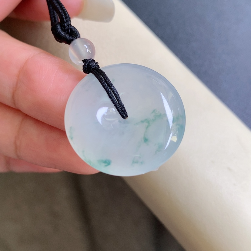 【闪购商品】翡翠颈饰未镶嵌扣子