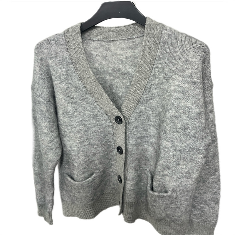 T-004-纯色针织衫休闲长袖毛针织衫宽松型拼接