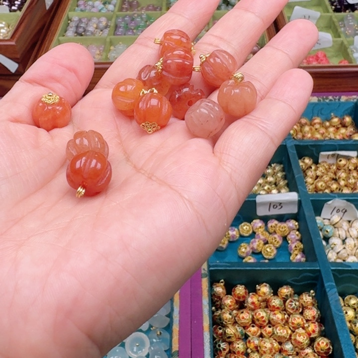 非遗传承手工圆珠扣