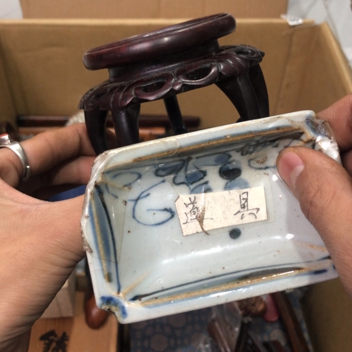 陶瓷孤品单件车里拍