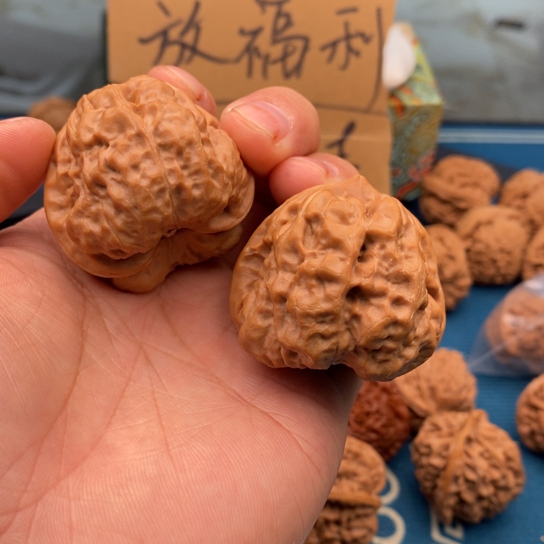 王****文玩核桃吊坠文玩核桃手把件蛤蟆头