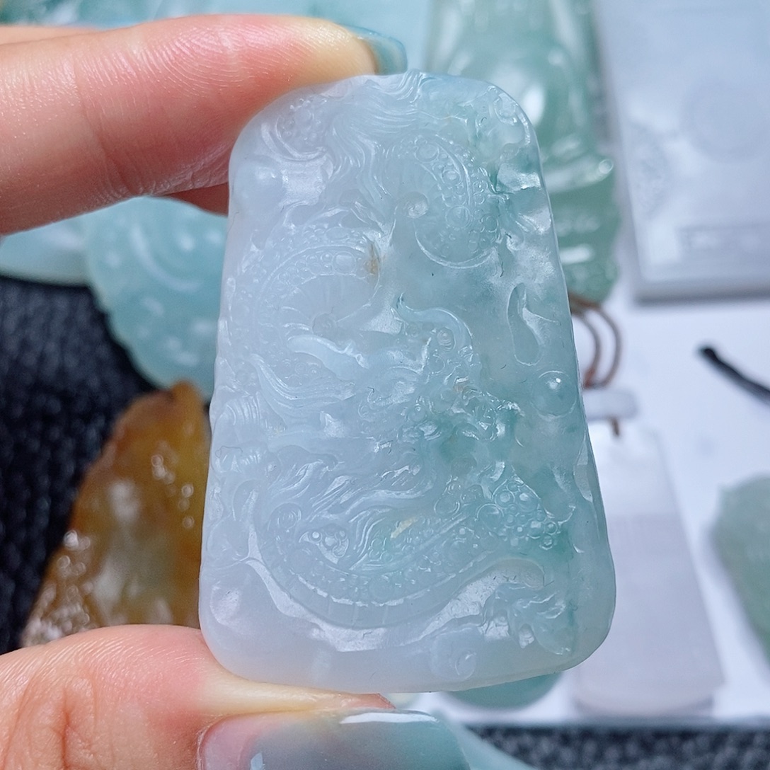 定制翡翠未镶嵌毛货付款后确认抛光