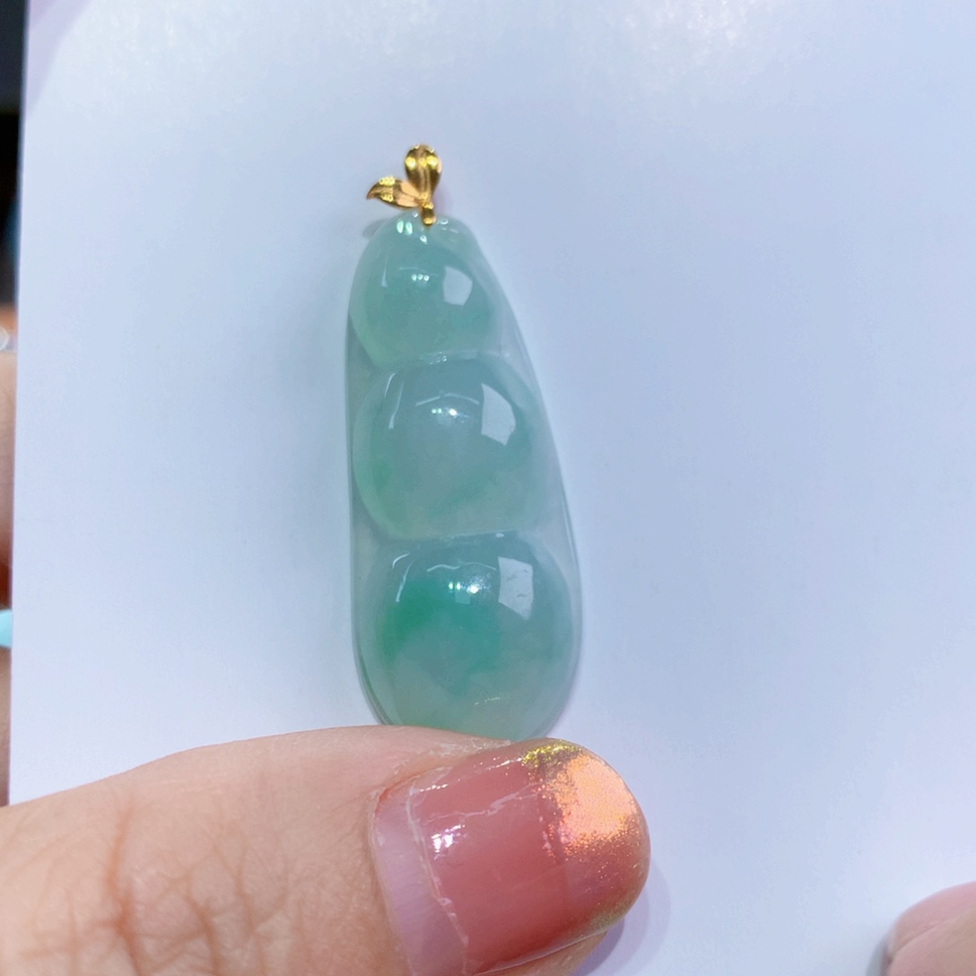 翡翠18K金镶嵌颈饰1112332