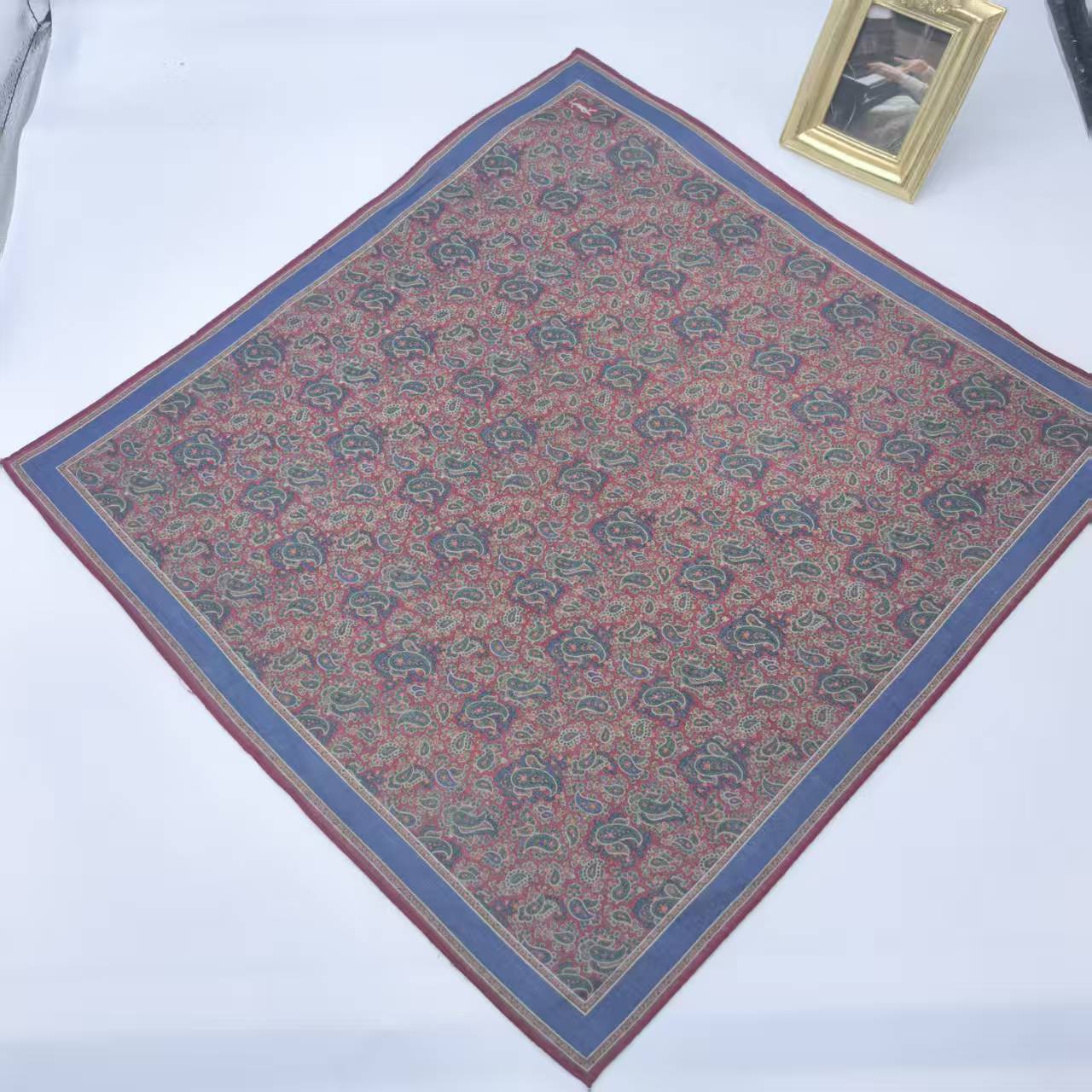 95新 YSL/圣罗兰 海囤/圣罗兰/丝巾/yy13316