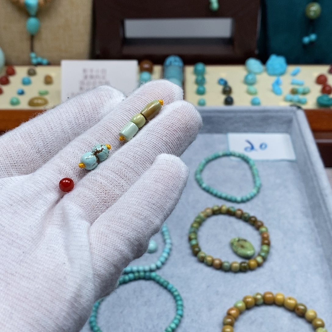 未镶嵌配饰南红玛瑙