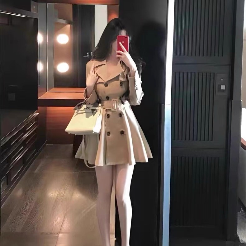 英伦风卡其色短款风衣外套女2025年秋季新款收腰显瘦翻领百搭上衣