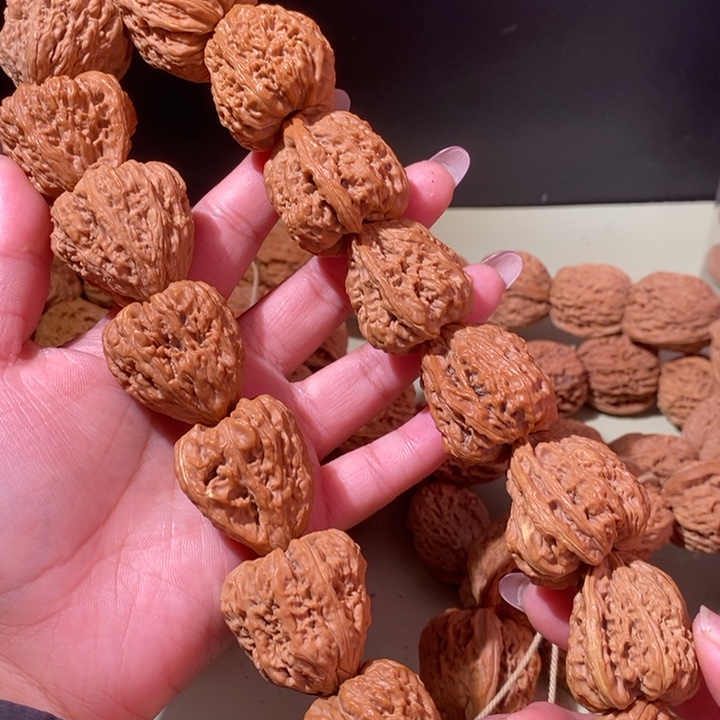 瓷***人手串文玩核桃…………
