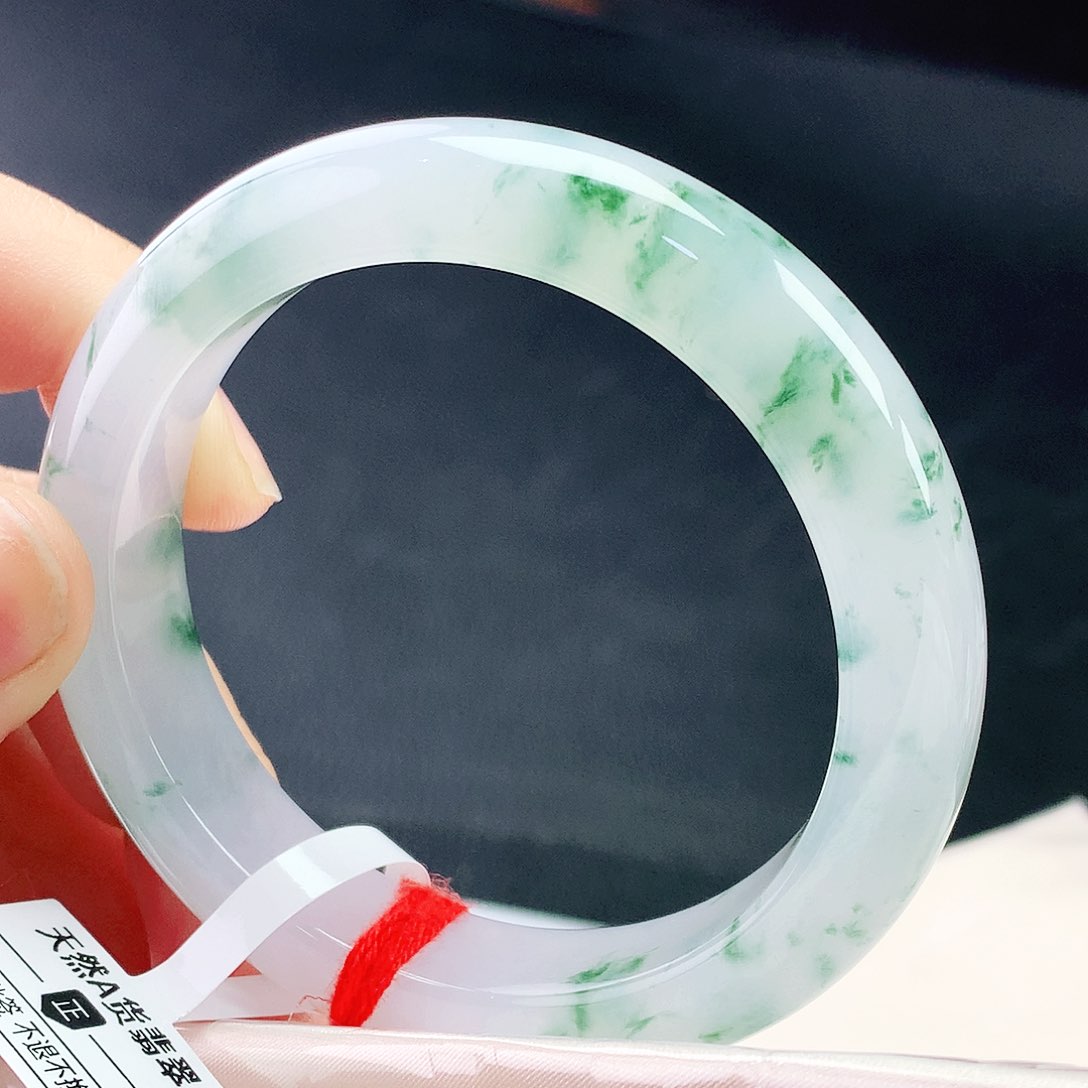 未镶嵌手镯翡翠54圈