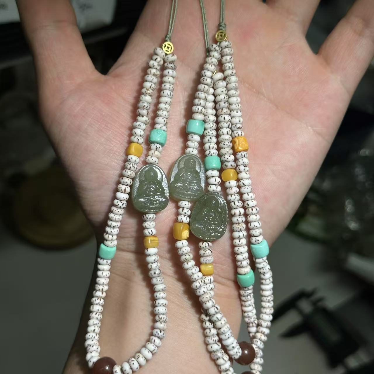 【P81】和田玉佛牌手机挂多样性发其一