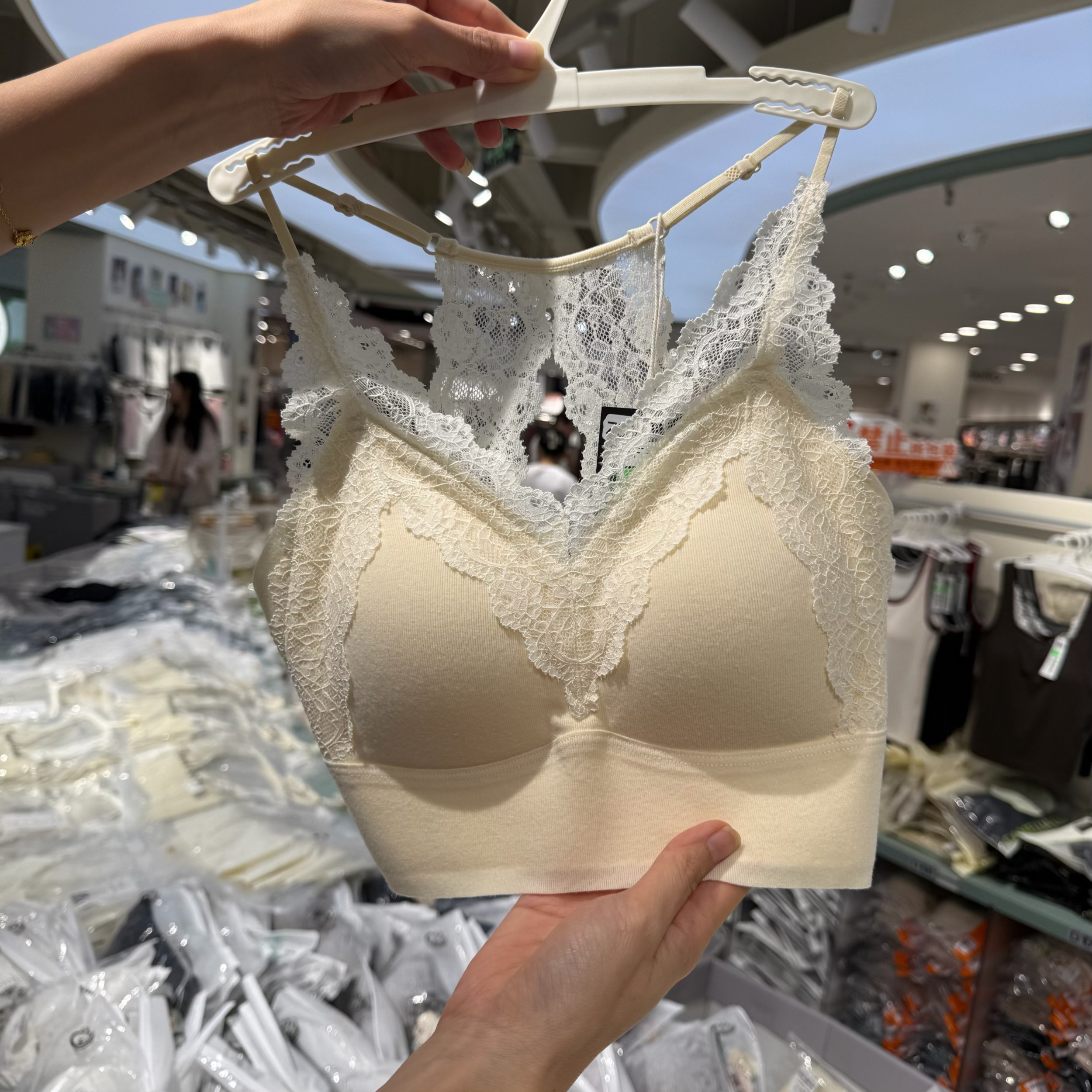 9580蕾丝法式短款秋冬款女士美背