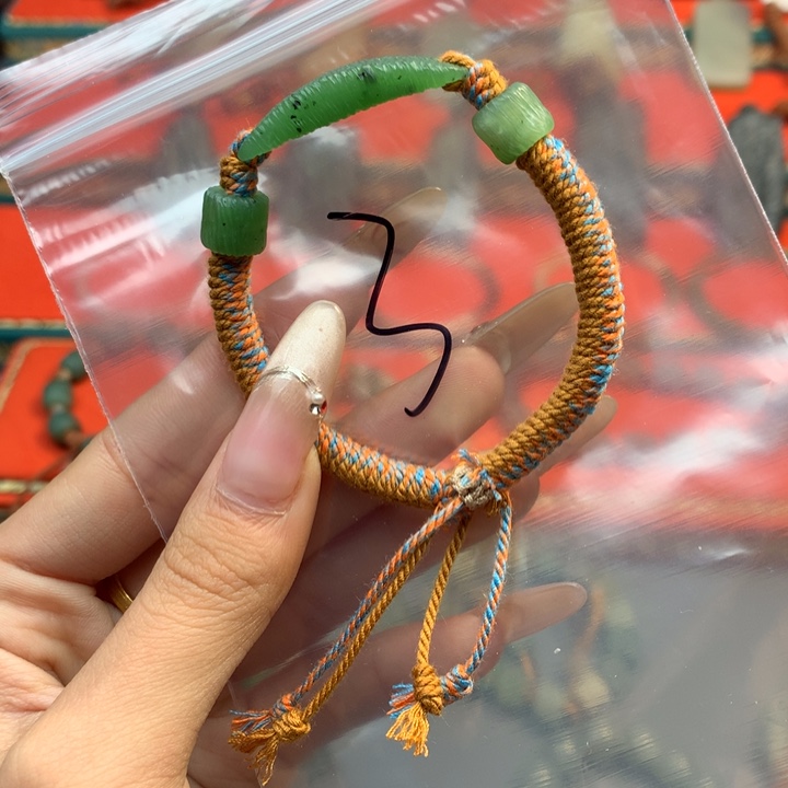 和田玉（糖玉）颈饰未镶嵌夏**W