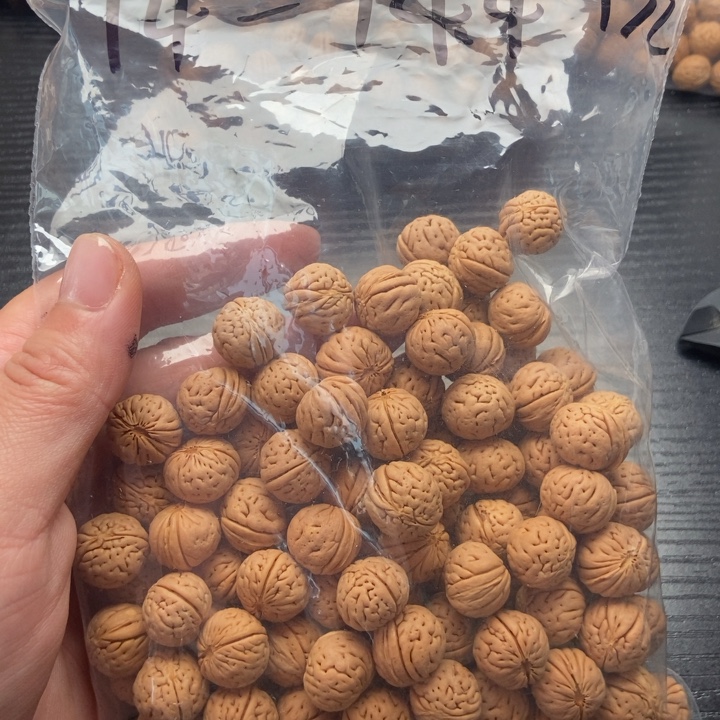 翱***6桃核吊坠散籽发货50