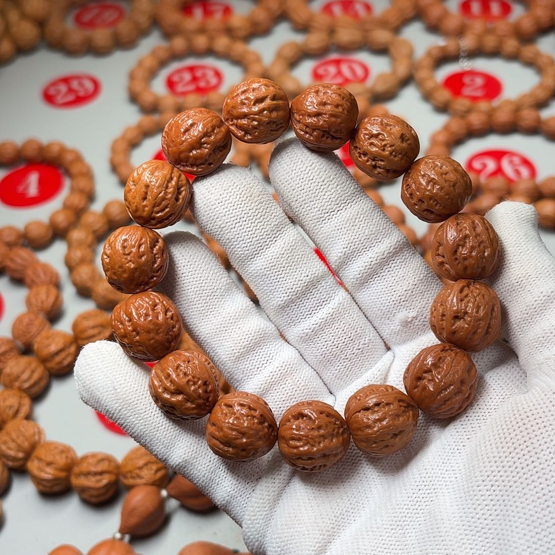 热***瑞手串文玩核桃西瓜龙珠