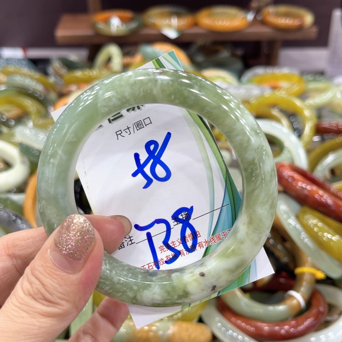 未镶嵌岫玉手镯手镯