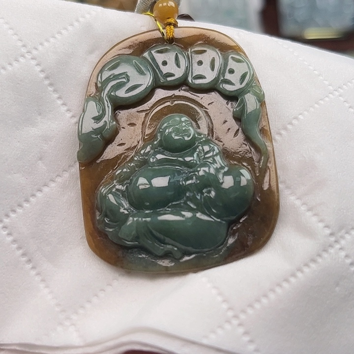 翡翠未镶嵌颈饰挂件