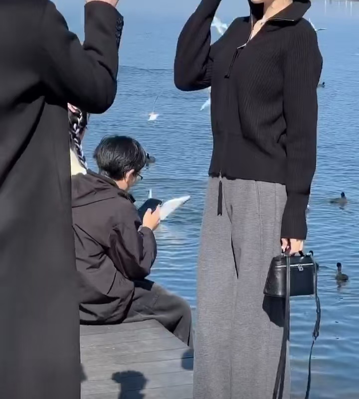 新款气质时尚洋气韩版套装2020