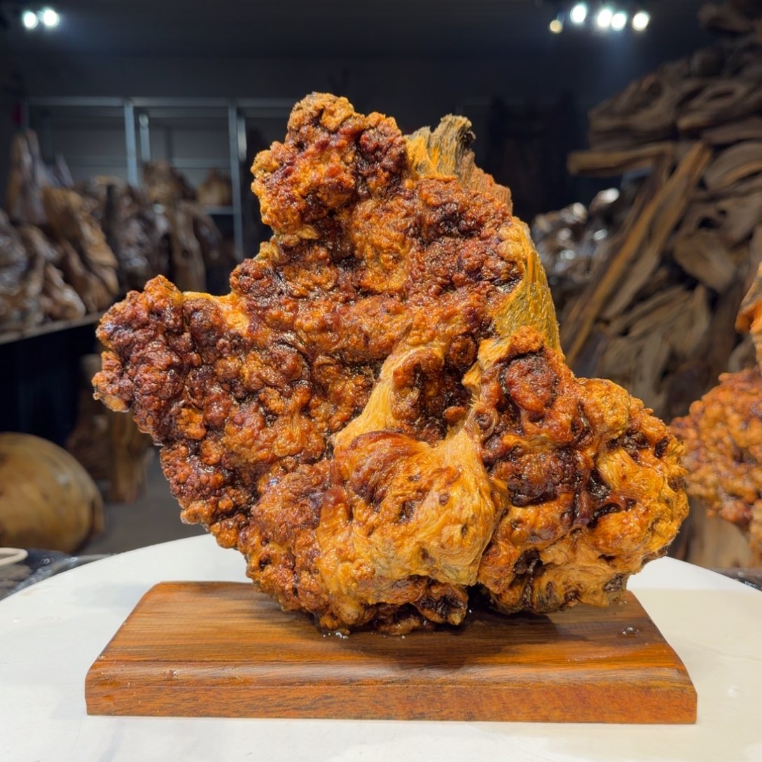 黄***文木王一刀琥珀木摆件74