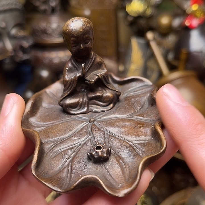 精美铜器批发档口