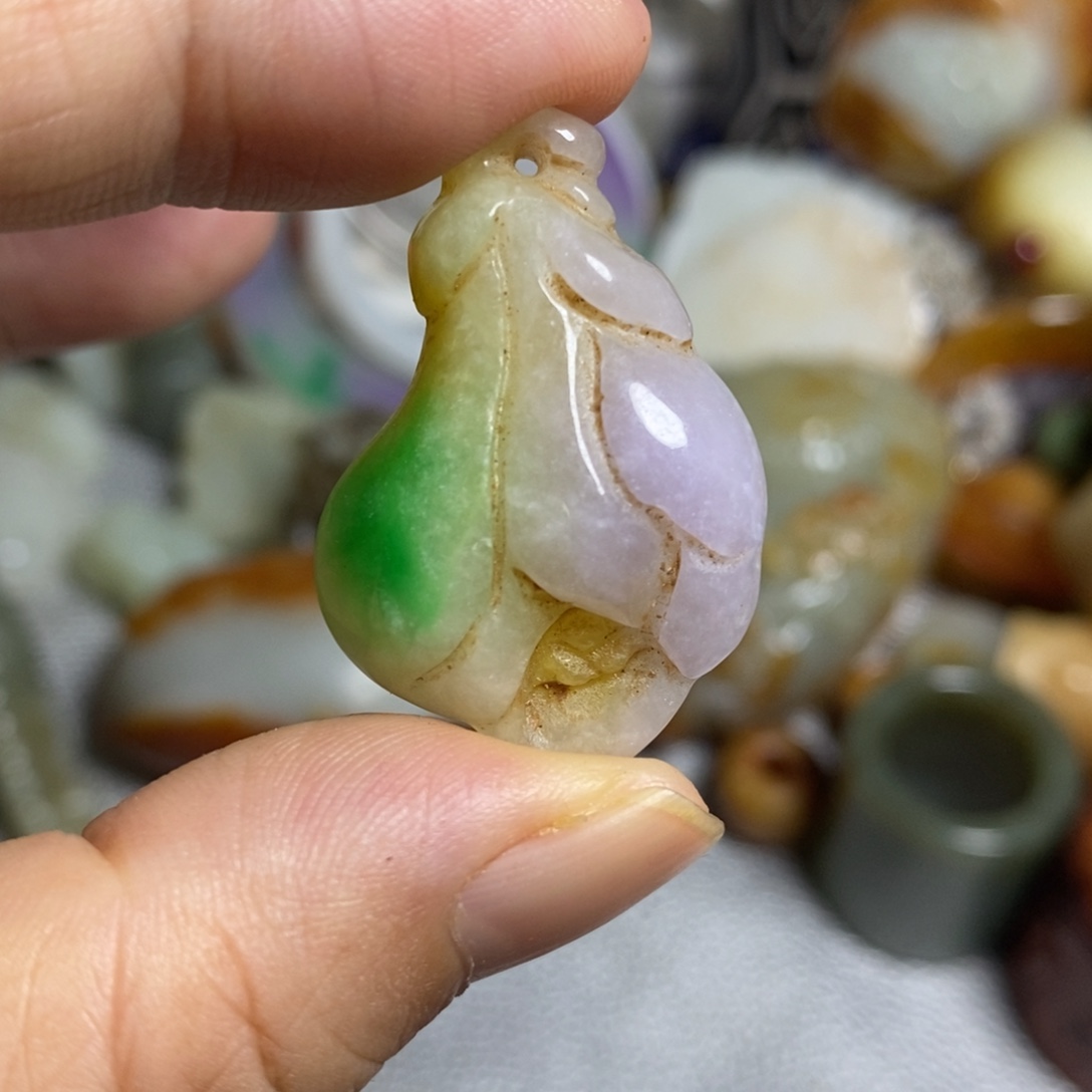 和田玉（糖玉）未镶嵌颈饰