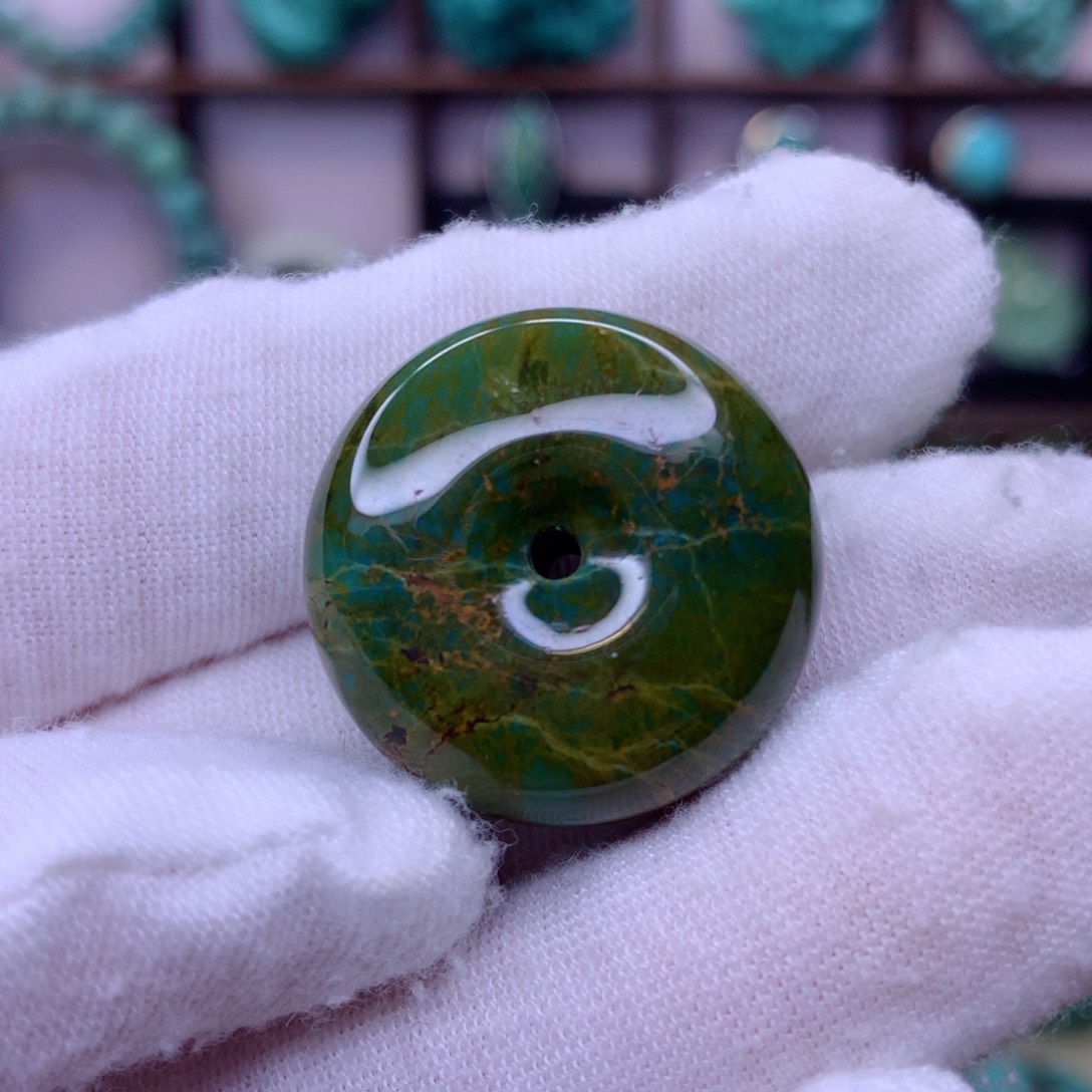 绿松石未镶嵌原矿绿松石