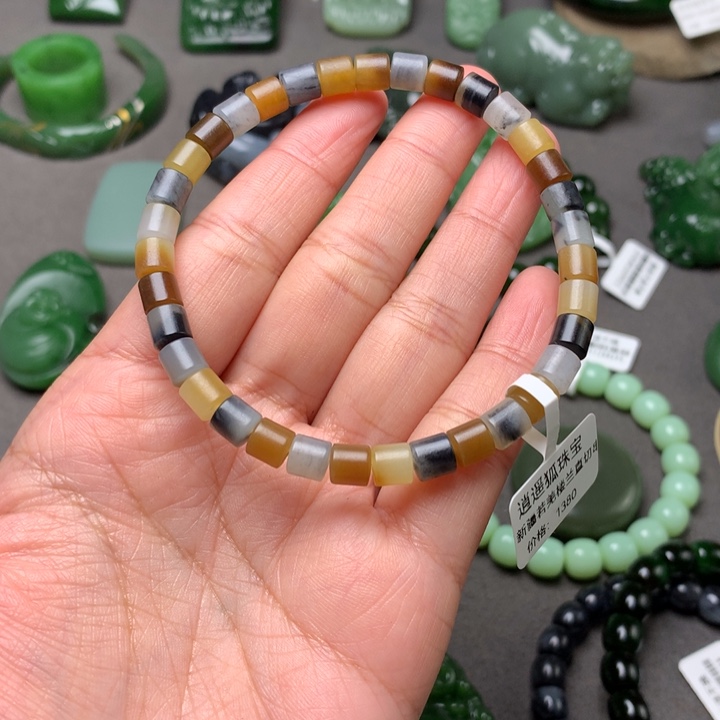和田玉未镶嵌手串