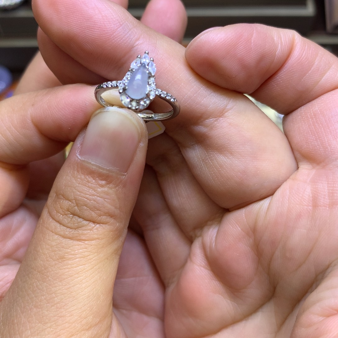 翡翠颈饰银S925镶嵌翡翠吊坠