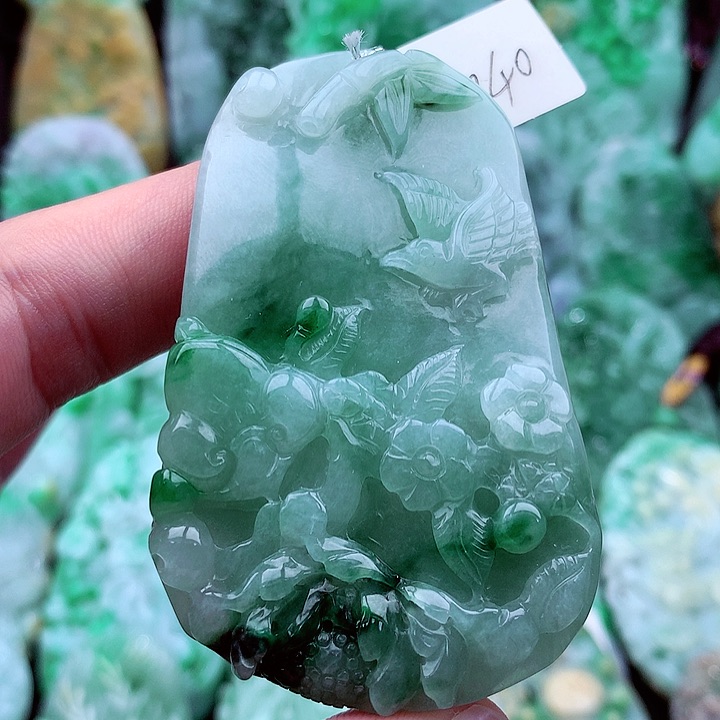 翡翠吊坠(不含链)未镶嵌