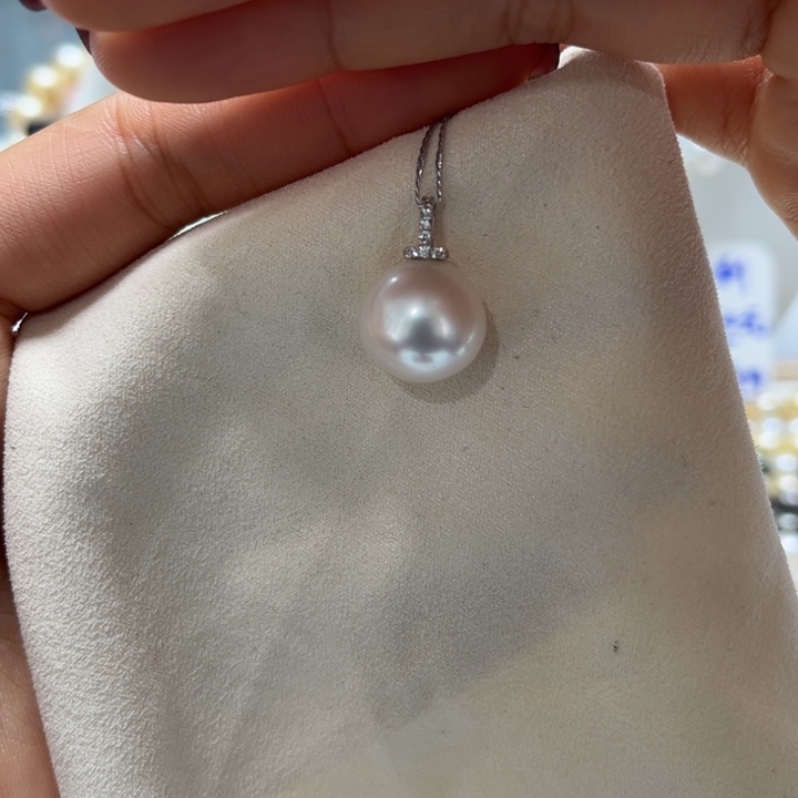 海水珍珠吊坠(不含链)18K金镶嵌
