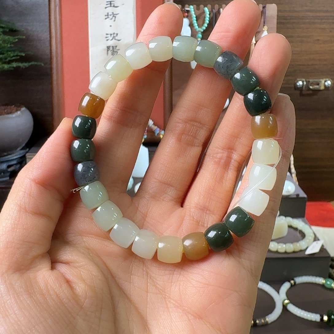 和田玉未镶嵌手链