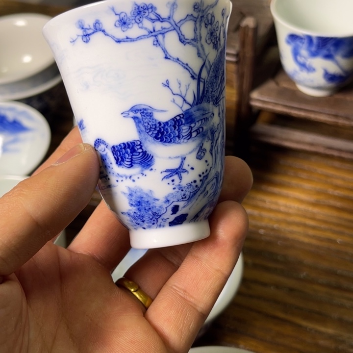 东**人景德镇陶瓷青花主人杯