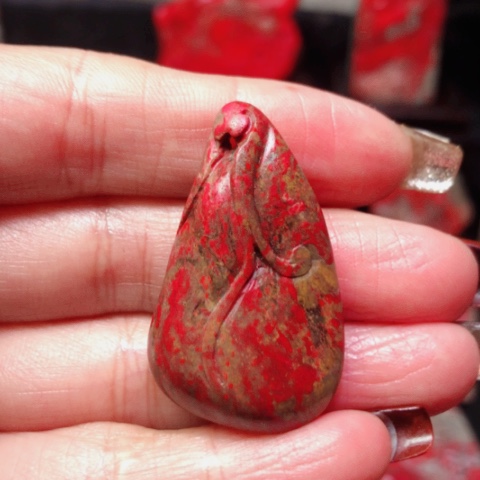 昌化鸡血石昌化鸡血石挂件