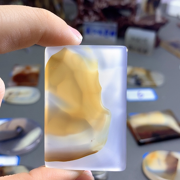 未镶嵌颈饰玛瑙/玉髓