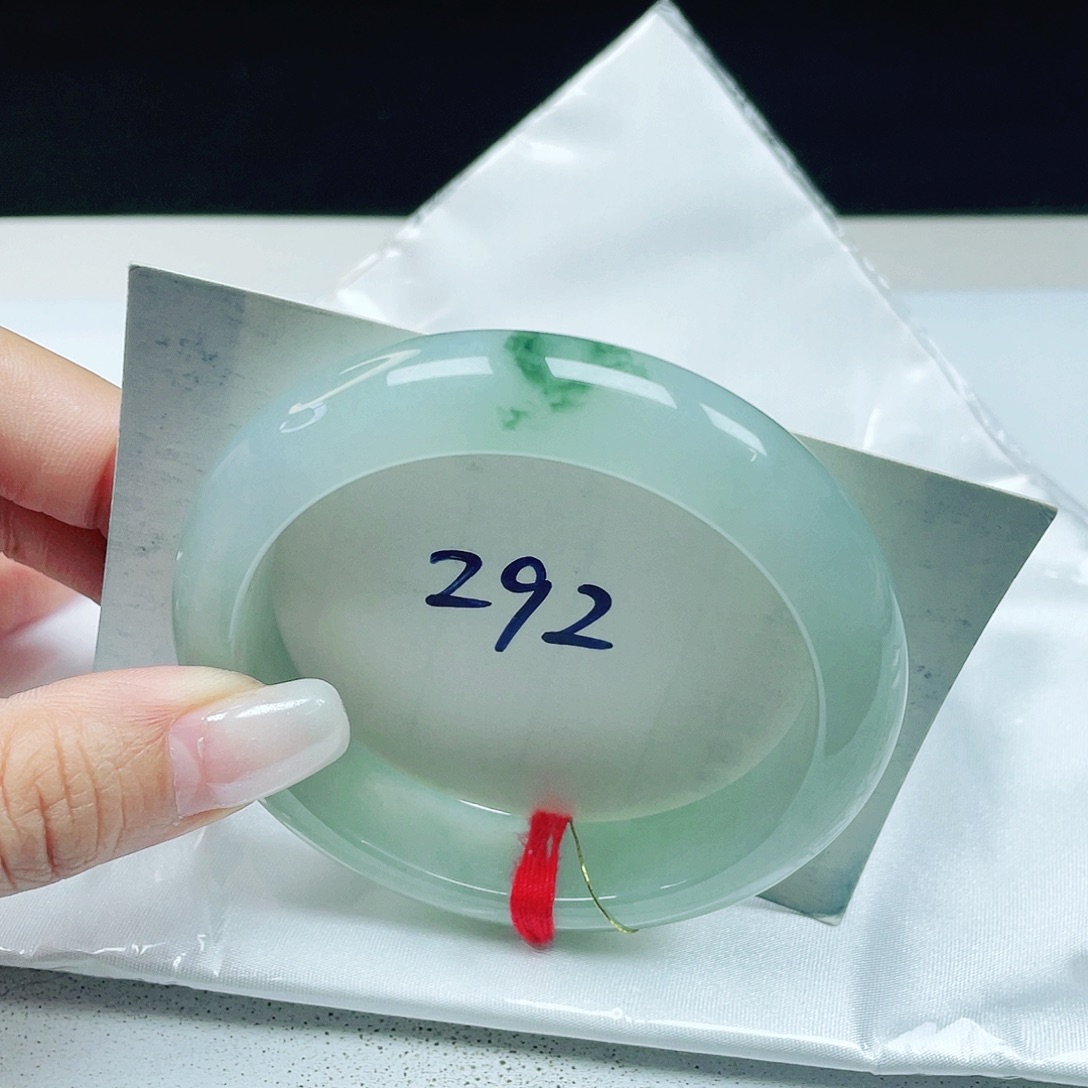 翡翠未镶嵌手镯 正圈57+