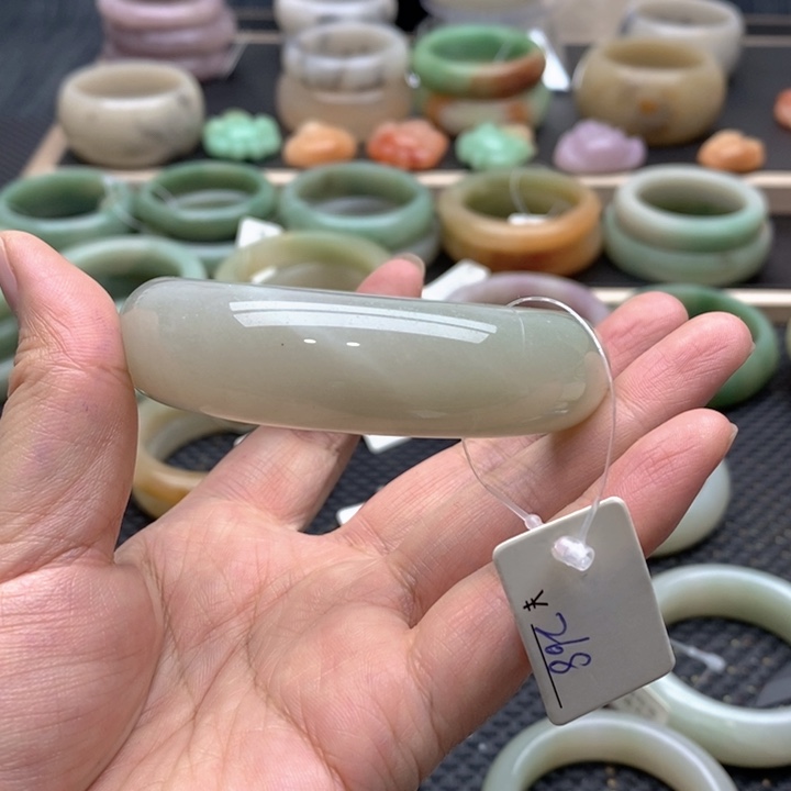 石英质玉手镯未镶嵌开**福