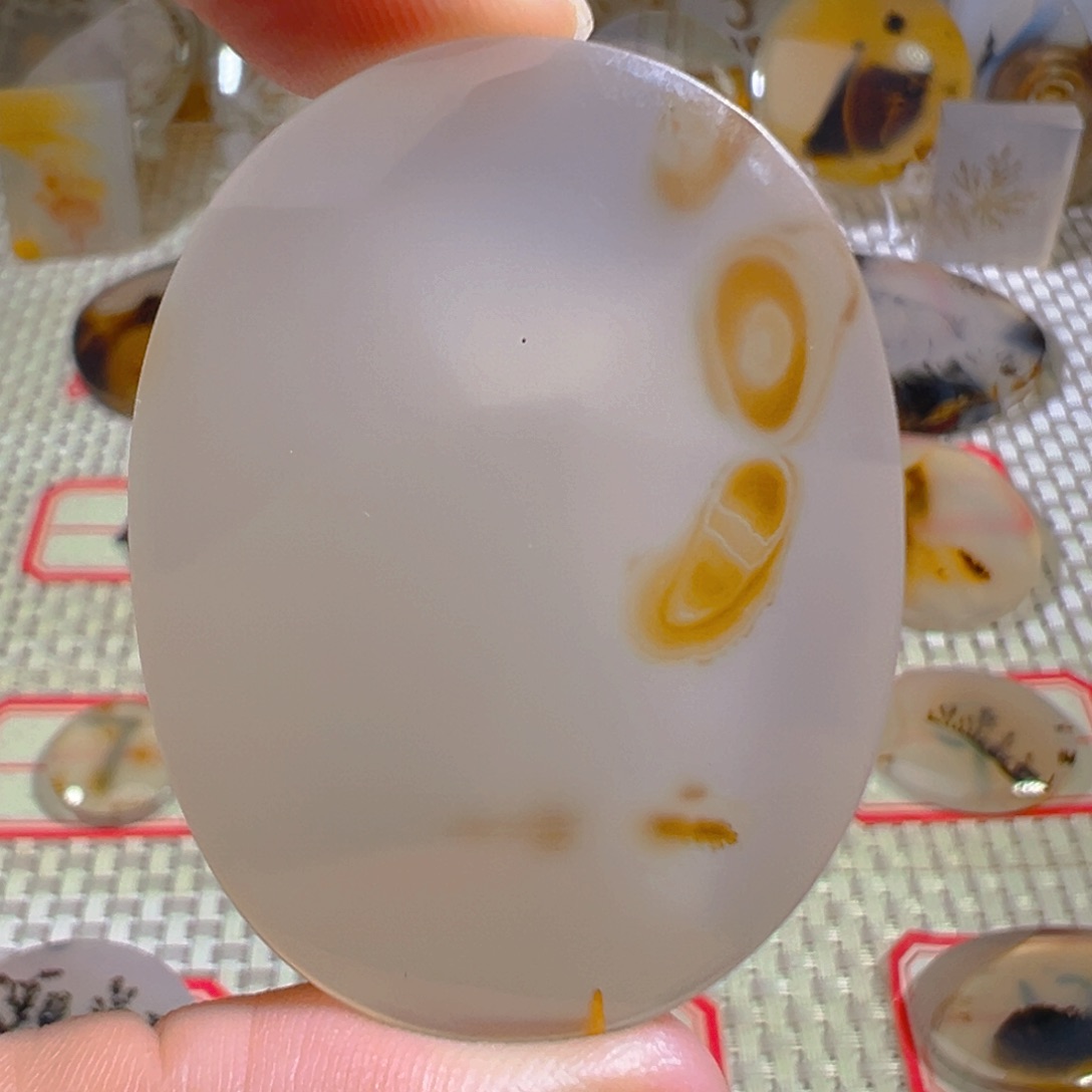 玛瑙/玉髓颈饰未镶嵌