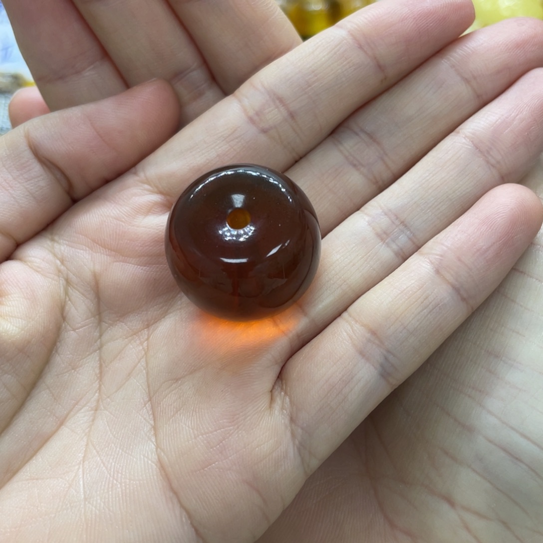 琥珀未镶嵌裸石天然琥珀