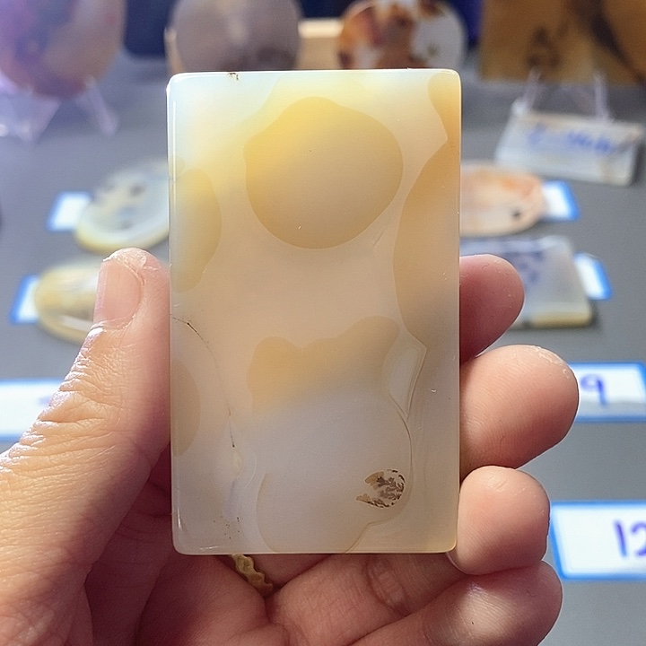 玛瑙/玉髓未镶嵌珠宝半成品